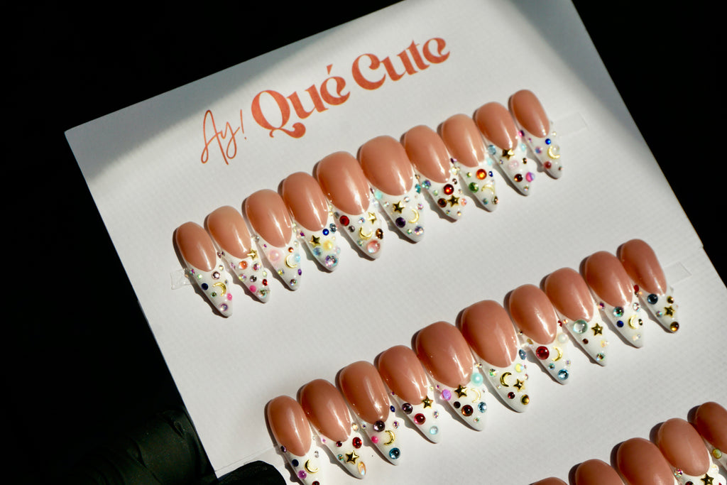 Luna y estrellas - acrylic press on nails